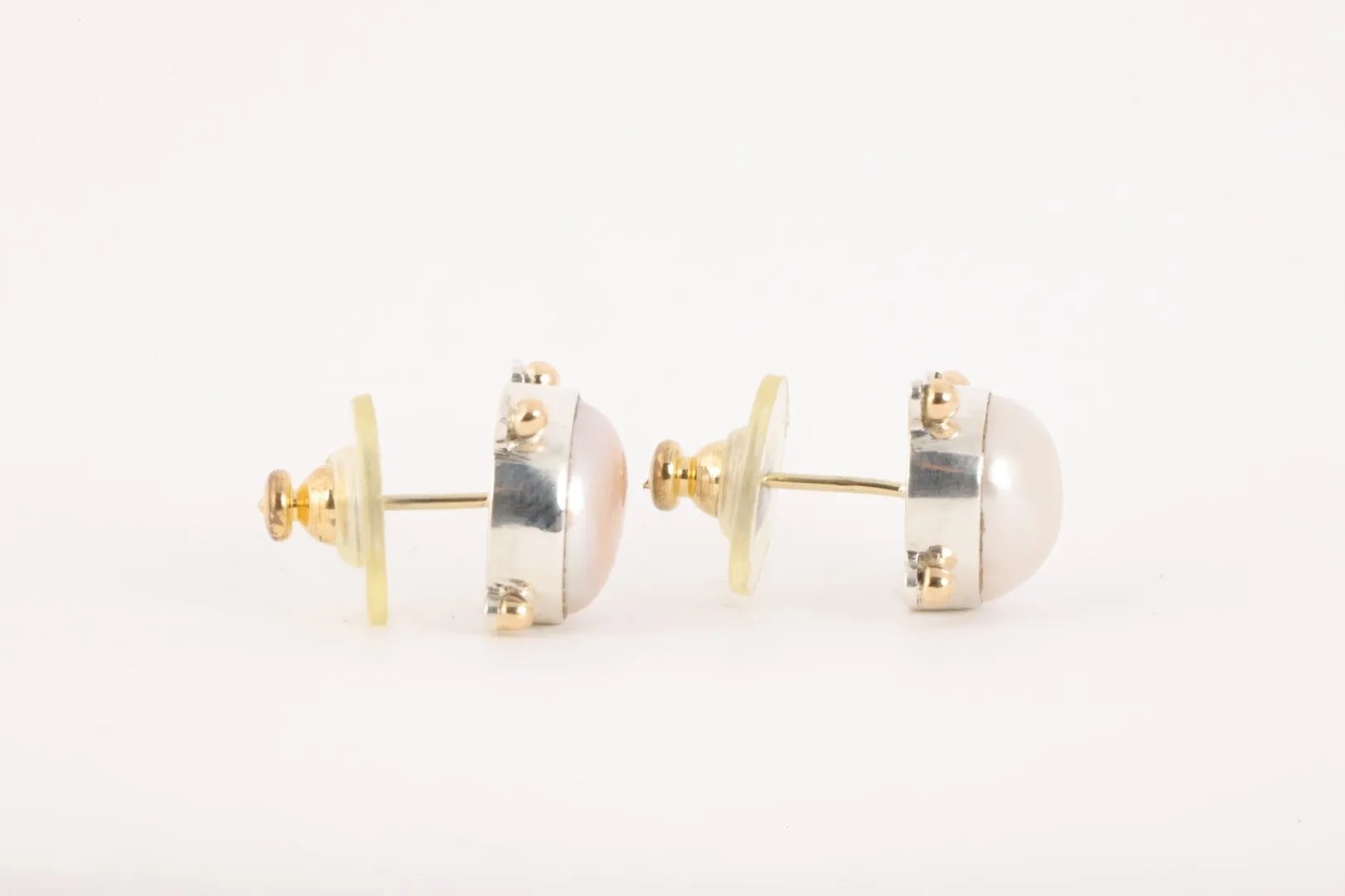 925 Silver & 18k Yellow Gold Pearl Stud Earrings (5.95g.)