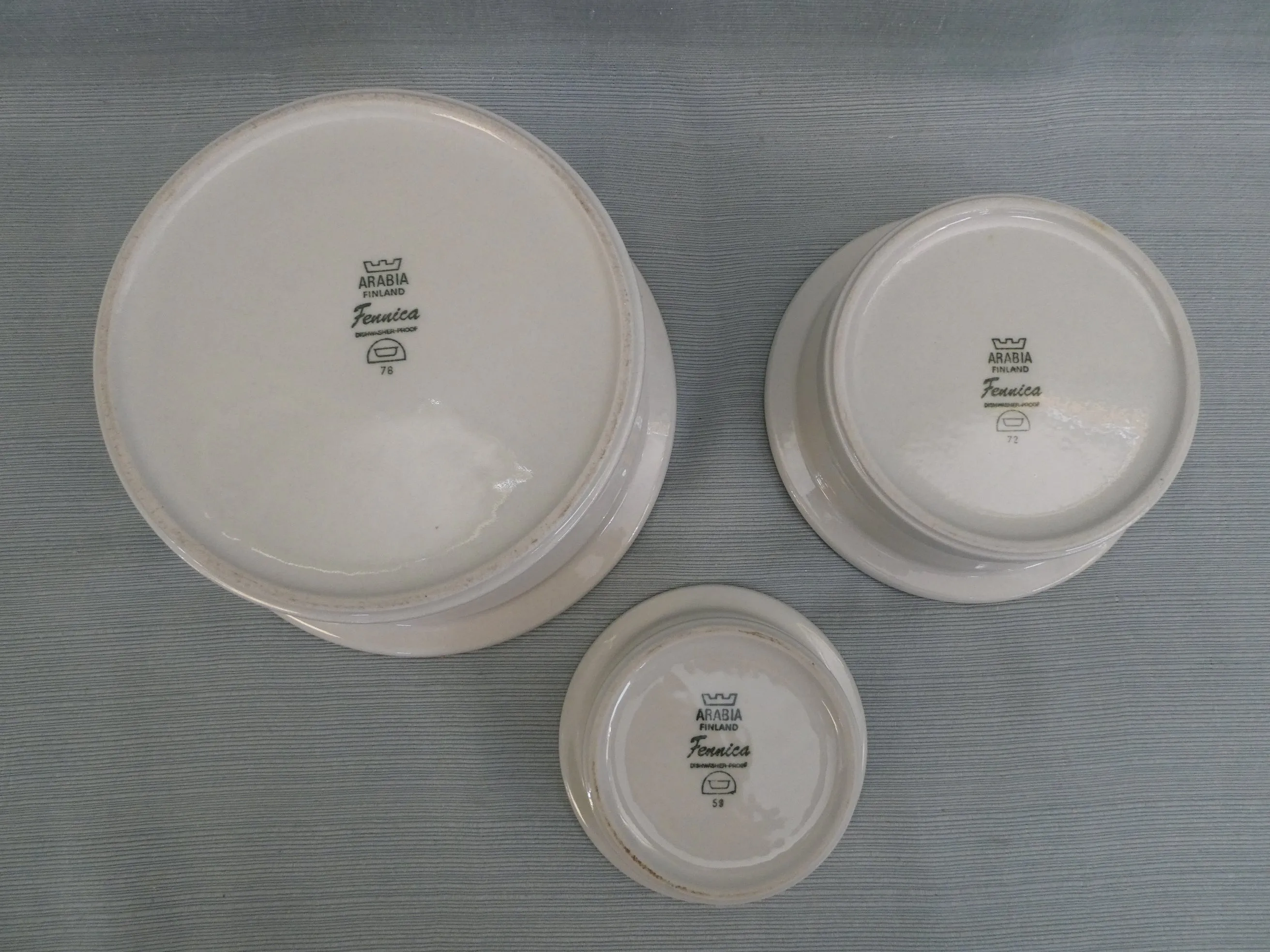 Set of 3 Arabia Finland "Fennica" Bowls - Very Good Condition