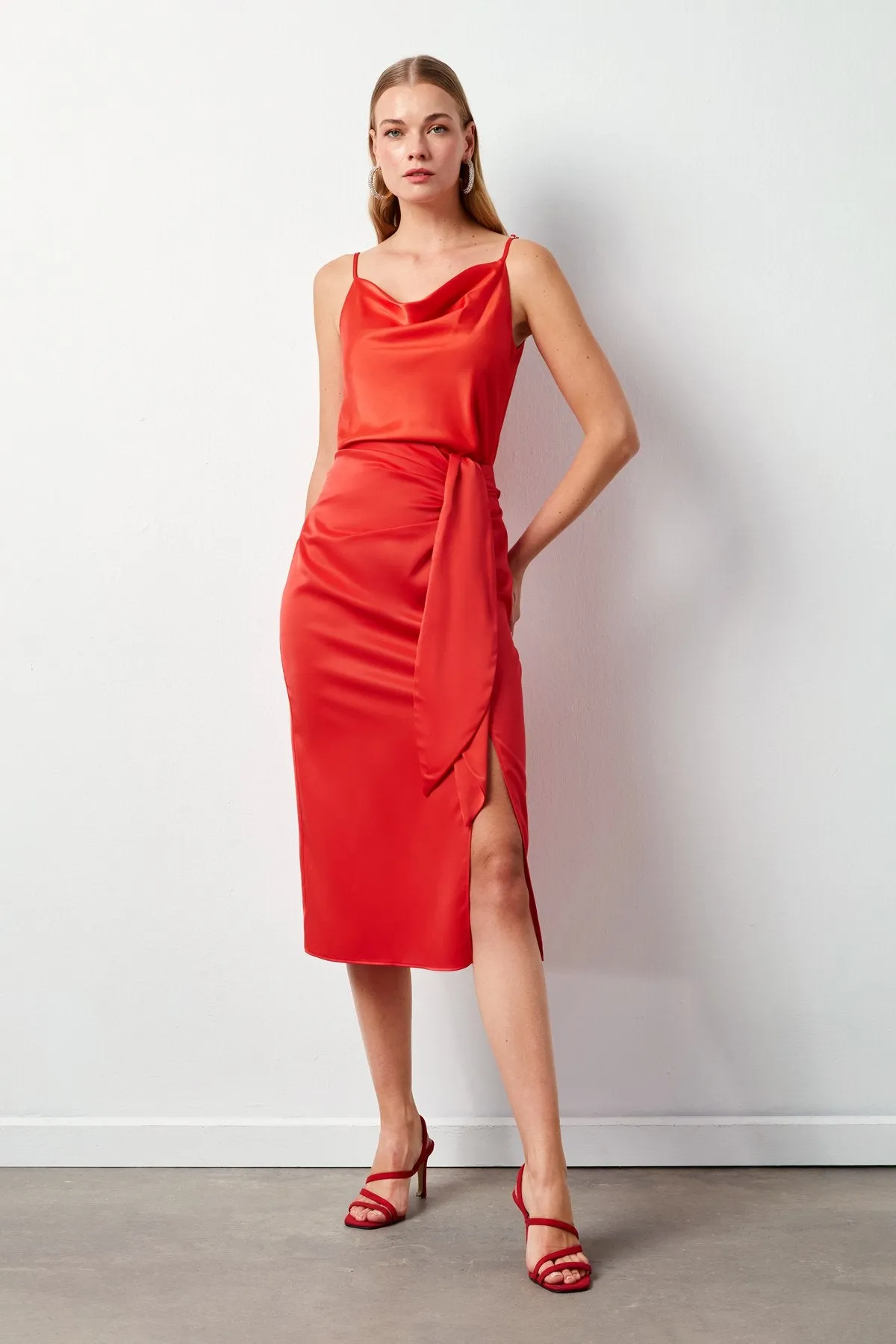 Tied Satin Skirt - Coral